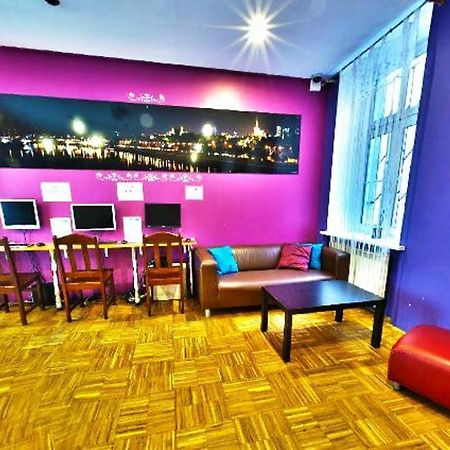 Nathan'S Villa Hostel วอร์ซอ ภายนอก รูปภาพ