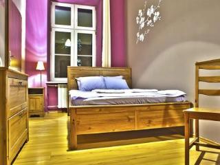 Nathan'S Villa Hostel วอร์ซอ ภายนอก รูปภาพ