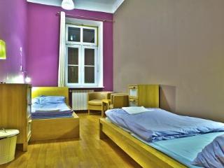 Nathan'S Villa Hostel วอร์ซอ ภายนอก รูปภาพ